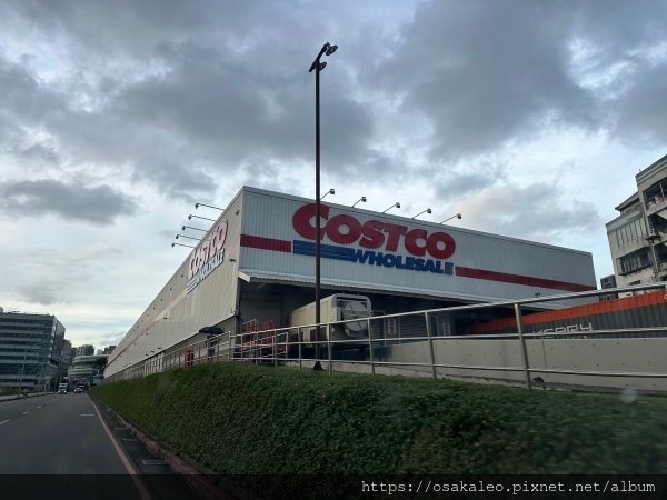 【食記】COSTCO 蒜辣薄皮脆雞桶、塔塔鱈魚三明治