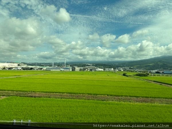 23日本D14.1 硬的要命的東海道新幹線列車上販售的冰淇淋