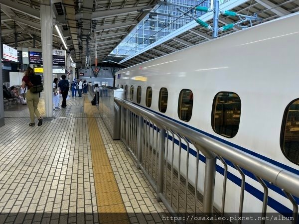 23日本D14.1 硬的要命的東海道新幹線列車上販售的冰淇淋