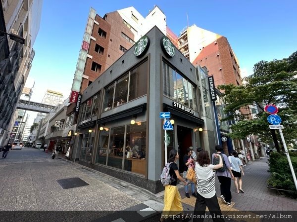 23日本D19.6 日本第一間星巴克 銀座松屋通店