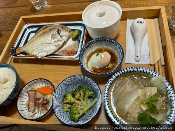 【食記】二漁咖啡-鮮魚定食 (冬山)