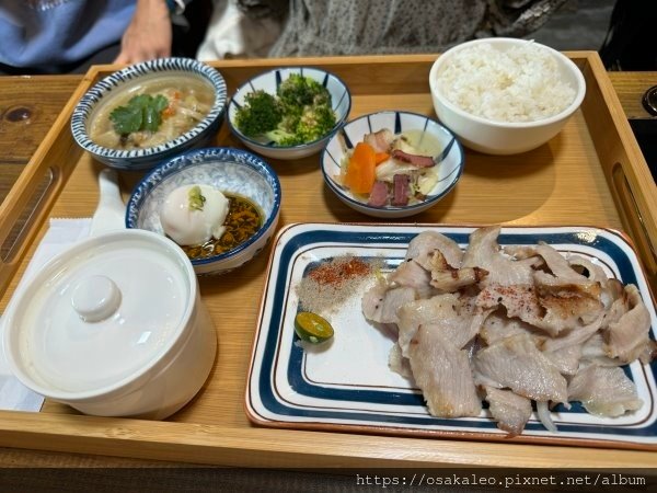 【食記】二漁咖啡-鮮魚定食 (冬山)