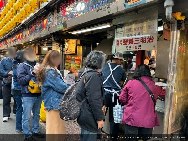 【食記】圳記紅燒鰻羹、營養三明治、天一香魯肉飯、一口吃香腸 