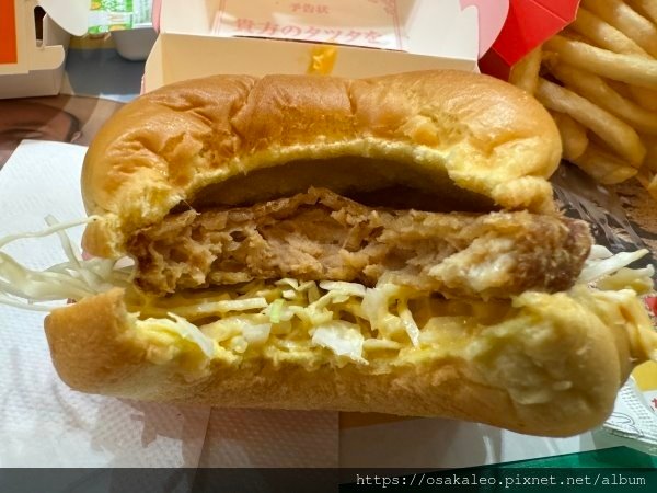 24大阪行 麥當勞 柯南漢堡、辣味麥克雞塊