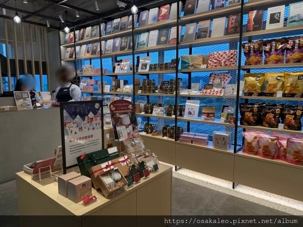 蔦屋書店 日月町店、WIRED CAFE (南投埔里)