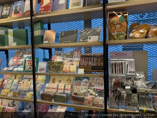 蔦屋書店 日月町店、WIRED CAFE (南投埔里)