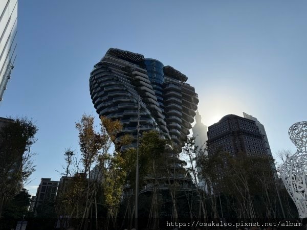 富邦美術館 《新宮晉：宇宙—風之旅人》《富邦典藏展．觸動》