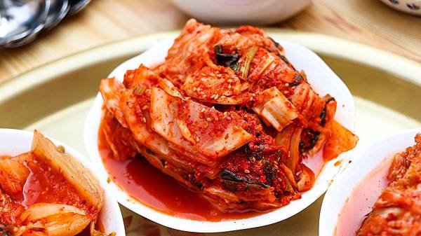 kimchi-4044268_1920.jpg