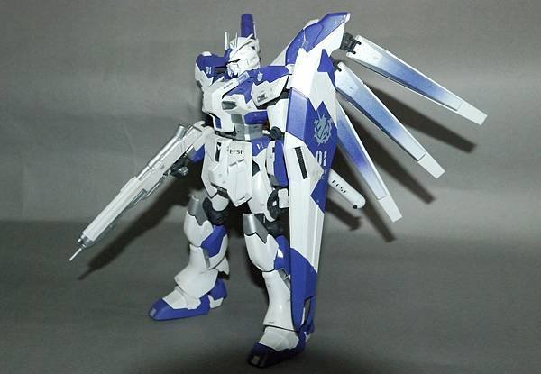 Hi-ν Gundam