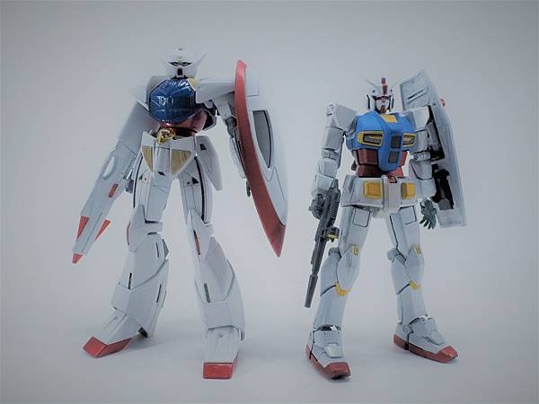 ∀ GUNDAM %26; G40 - 跨界設計的藝術鋼彈