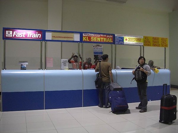 LCCT Skybus counter