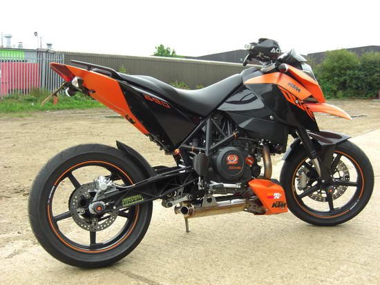 Custom-Paint-Sportsbike-49.jpg