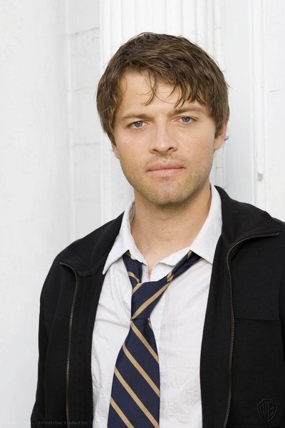 Castiel-aka-Misha-Collins-Promotion-Pictures-supernatural-2465722-967-1450.jpg