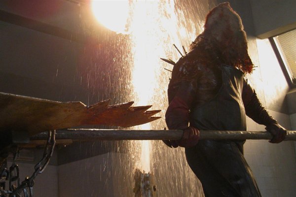 Resident-Evil-Afterlife-Executioner-Majini-Axeman.jpg