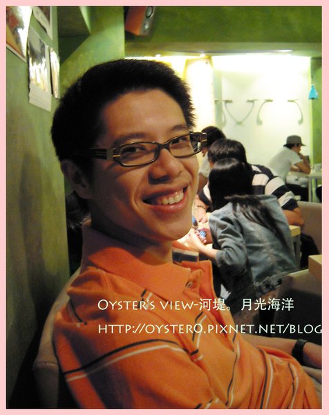 Oyster’s view-河堤。月光海洋16.jpg