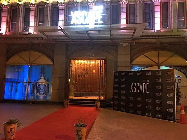 XCAPE NIGHCLUB(VTE,1.jpg