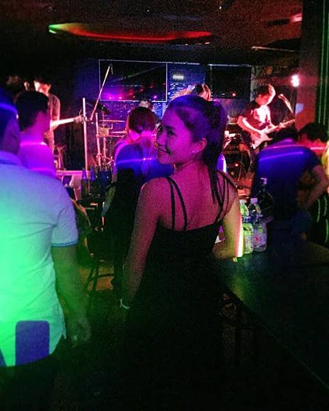 galaxy live music vientiane.jpg