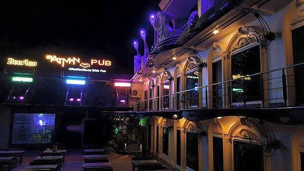 batman pub vientiane.jpg