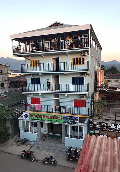 Real Vang Vieng Backpackers Hostel6.jpg