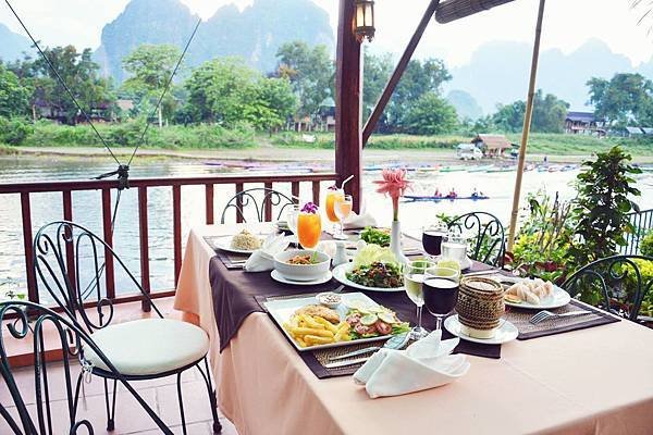 La Verandah Rest(Villa NamSom Vang Vieng5.jpg