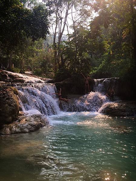 Kuang Si Waterfall(10.jpg