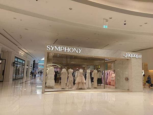 FASHION AVENUE(DUBAI MALL (2).jpg