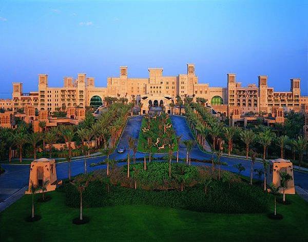 Al Qasr(2.jpg