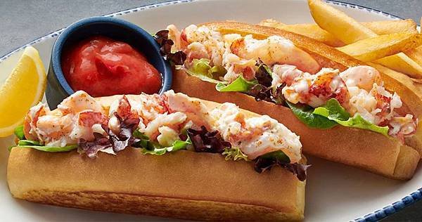 Red Lobster Dubai Mall(Chilled Lobster &amp; Shrimp Rolls.jpg