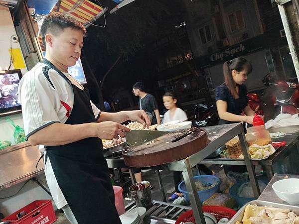 Do Nuong Trung Hoa(燒烤餐廳;配 (4)