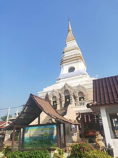 20 MAR. 泰國東北小城~廊開高球之旅Nong Kai 