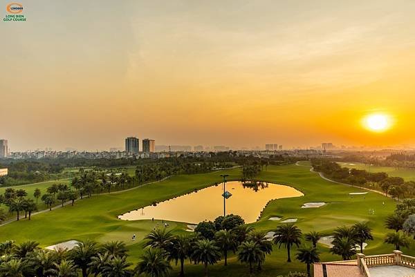 LONG BIEN GOLF(河內市區球場.jpg