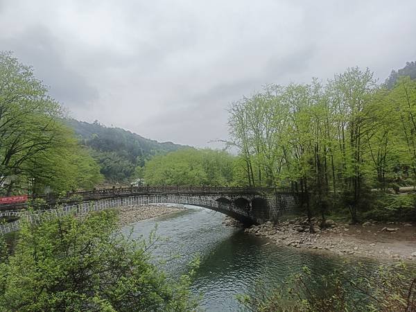 往梵淨山(梵淨仁家餐廳2.jpg