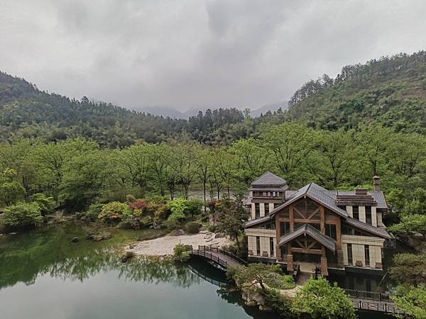 梵淨山(太合梵淨雲莊酒店 LAKE.jpg