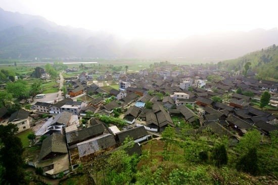 雲舍村土家族(梵淨山腳1.jpg