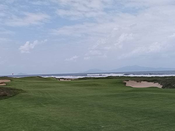 Hoiana Shores Golf Club 會安(seaside hole2.jpg