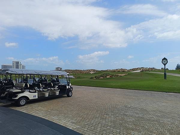 Hoiana Shores Golf Club 會安(golf car.jpg