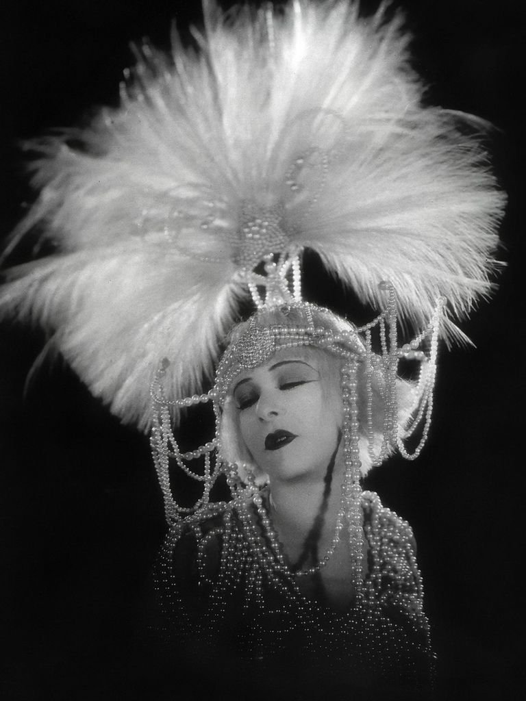 363 Alla Nazimova 愛拉．娜茲默娃 (1879年-1945年 俄羅斯演員、編劇、製片)04