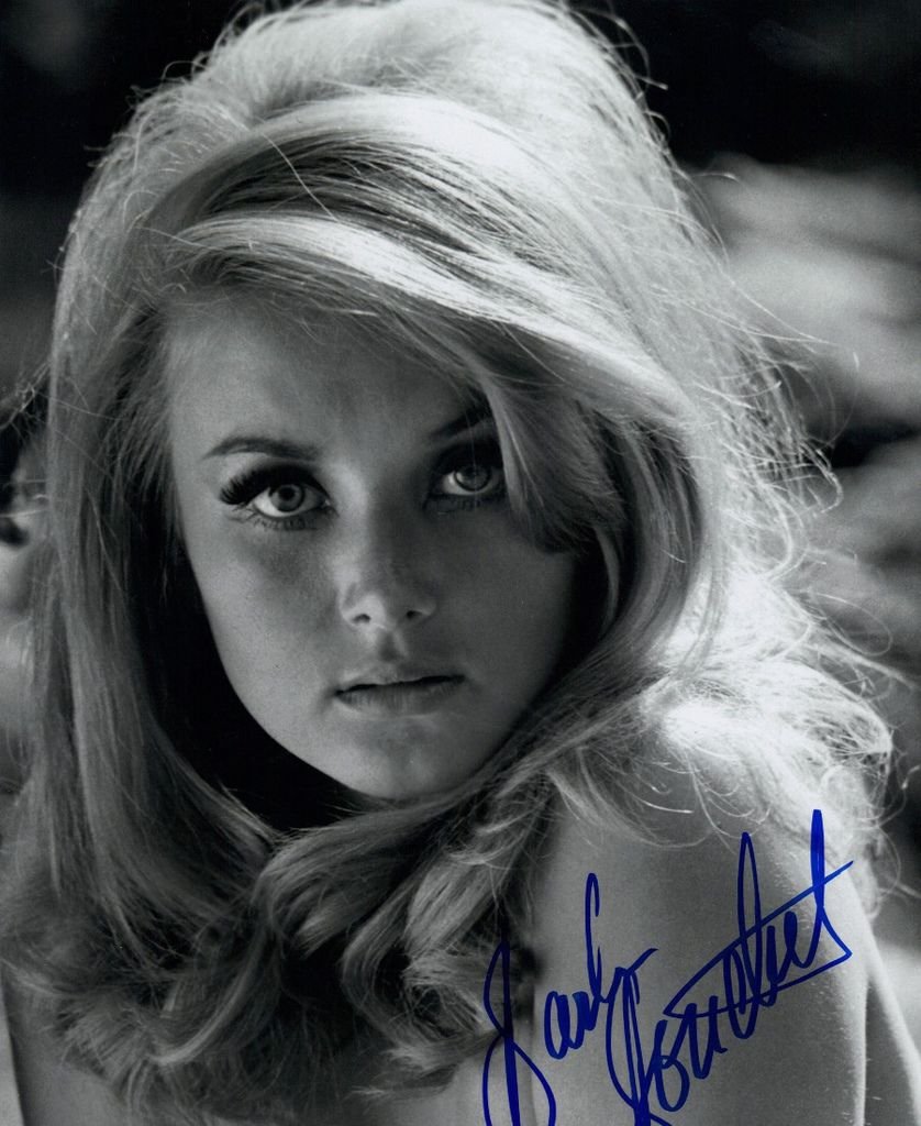 493 Barbara Bouchet 芭芭拉．博丁 (1943年 德裔美國演員、企業家)01