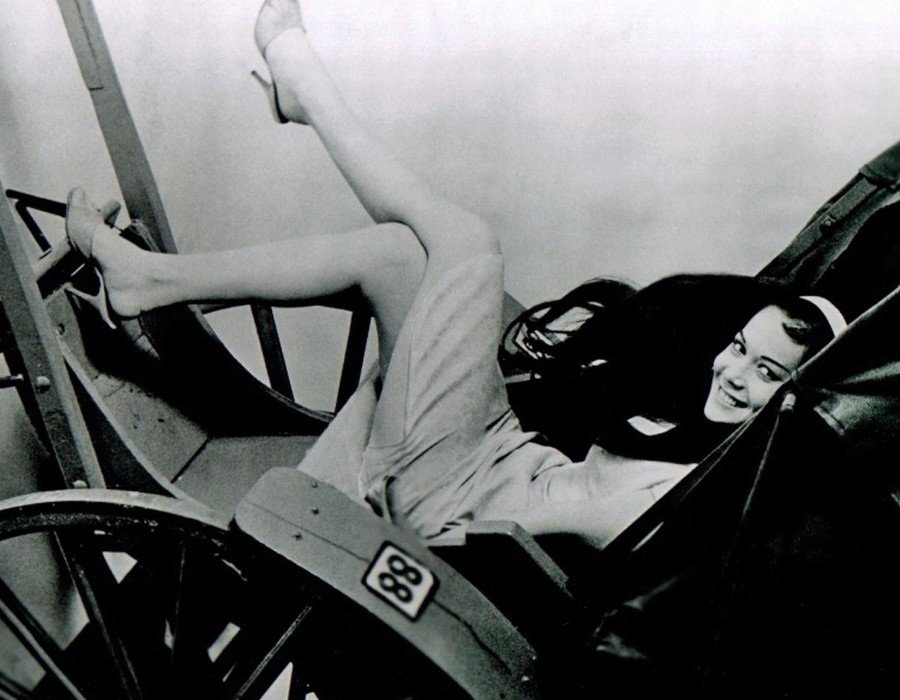 550 Nancy Kwan 關南施 (1939年 香港裔美國演員)12
