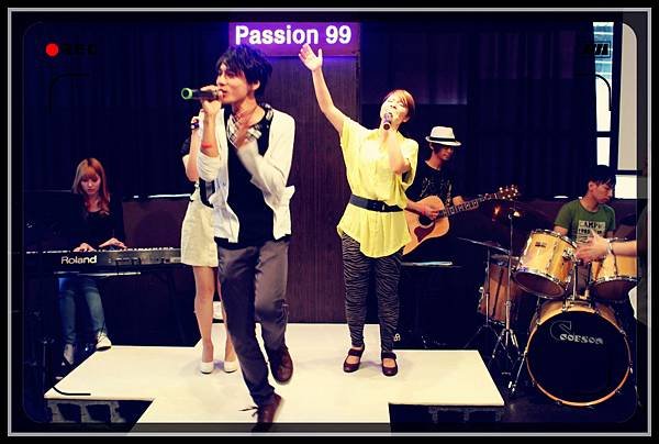 Jump Worship2