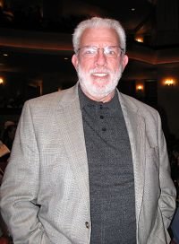 2012-1-23-minghui-shenyun-sandiego-05.jpg