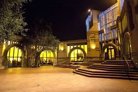 2012-1-23-minghui-shenyun-sandiego-01.jpg