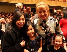 2012-1-31-minghui-shenyun-detroit-03--ss.jpg