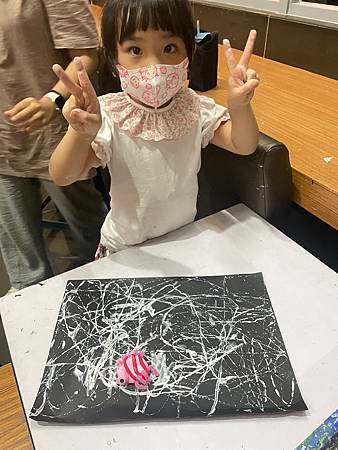 丹麥c2-6蜘蛛吐絲