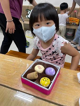 綠獅2-4中秋月餅