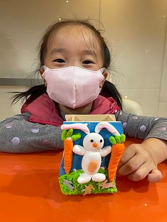 世紀2-7小白兔筆桶