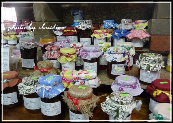 【The Forbidden Fruit Store】on Highway 1