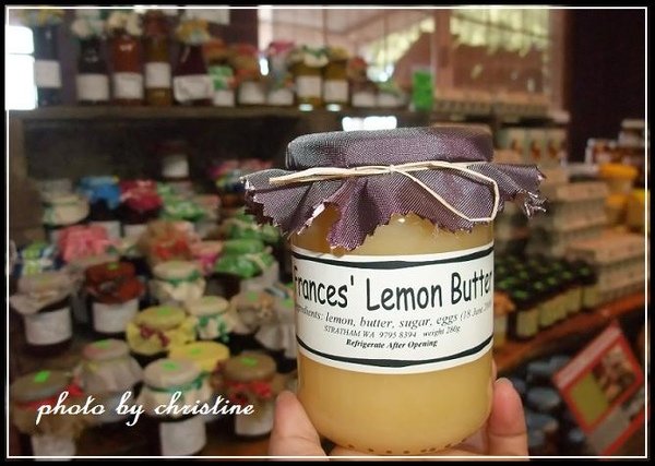 【The Forbidden Fruit Store】on Highway 1
