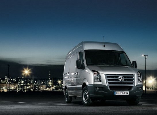 Volkswagen Crafter Kombi 2.5 TDI LWB HR-1.jpg