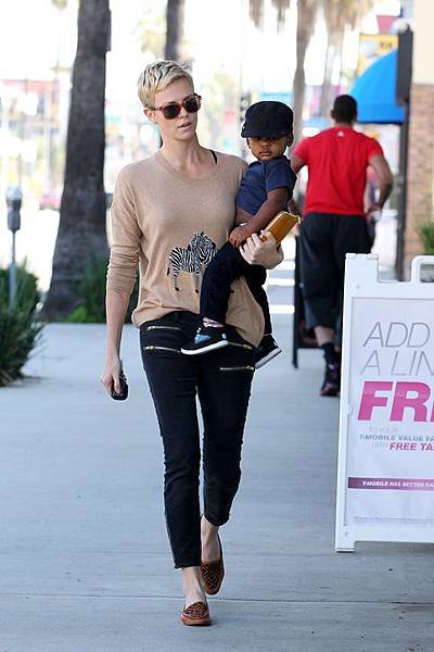 charlize-theron-madewell-sweater-h724.jpg